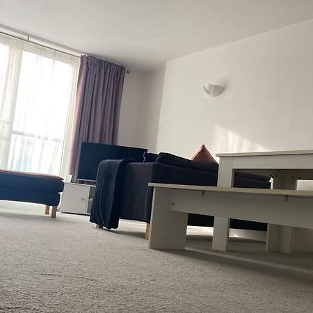 2 Bedroom Near Ocean Village Marina Port Apartment Southampton Eksteriør bilde