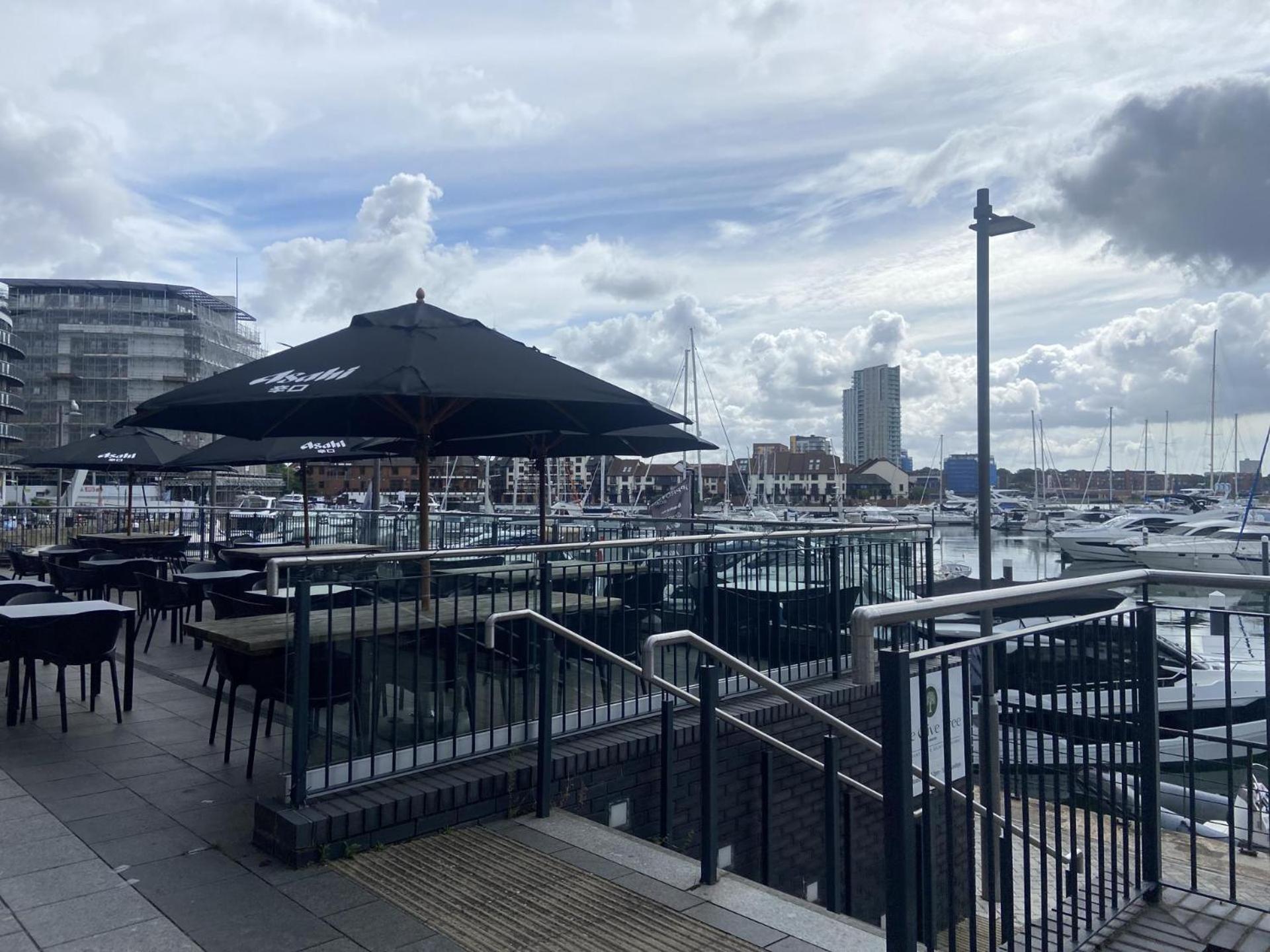 2 Bedroom Near Ocean Village Marina Port Apartment Southampton Eksteriør bilde