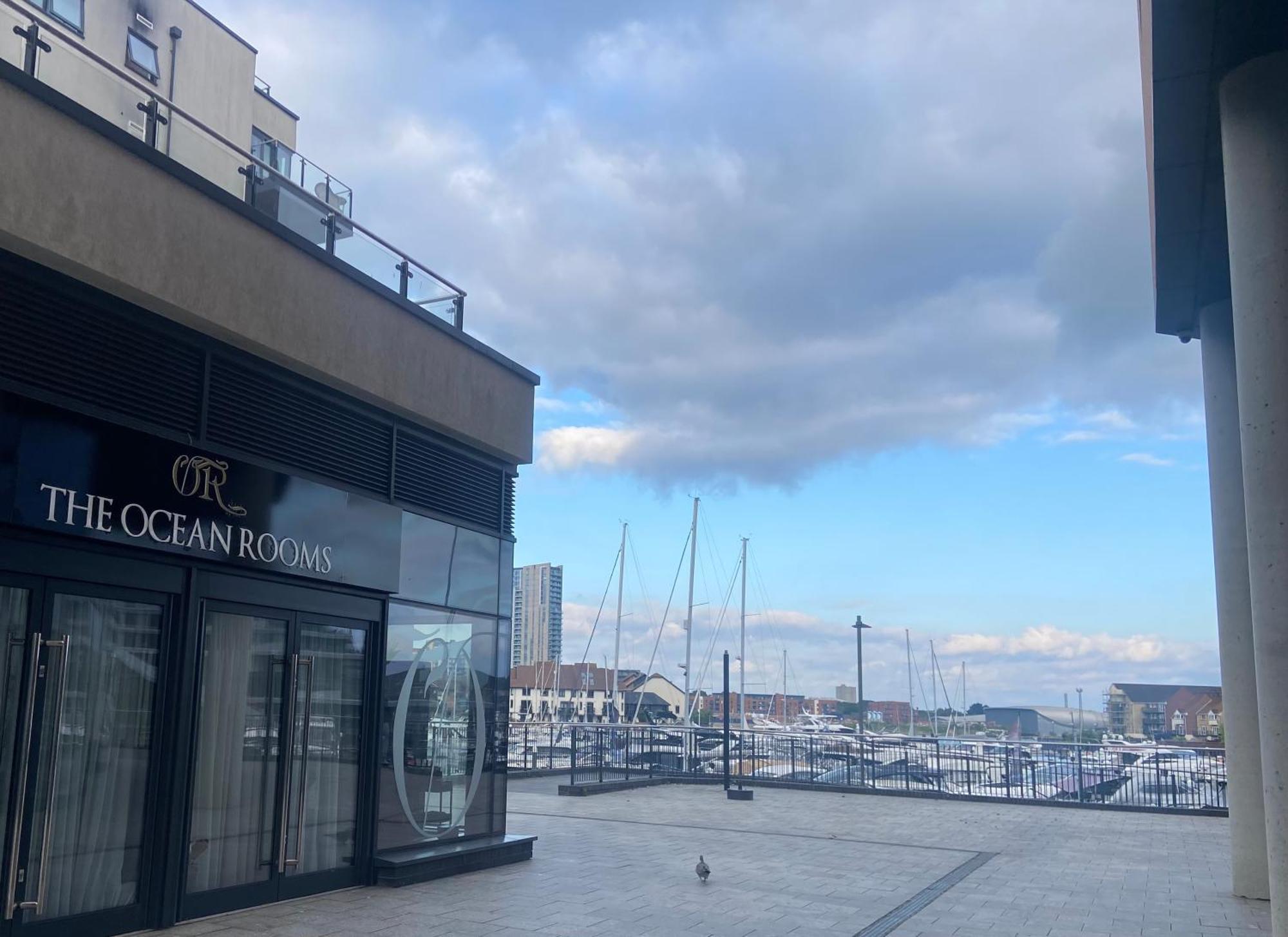 2 Bedroom Near Ocean Village Marina Port Apartment Southampton Eksteriør bilde